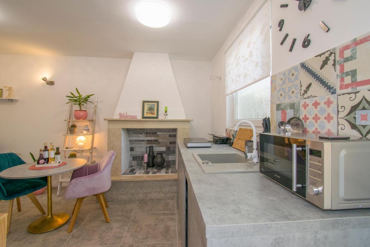 Apartman Enjoy روفينج المظهر الخارجي الصورة