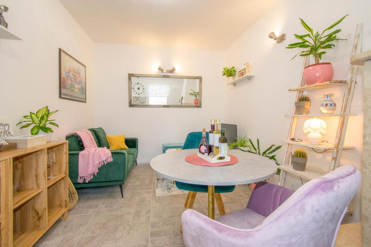 Apartman Enjoy روفينج المظهر الخارجي الصورة
