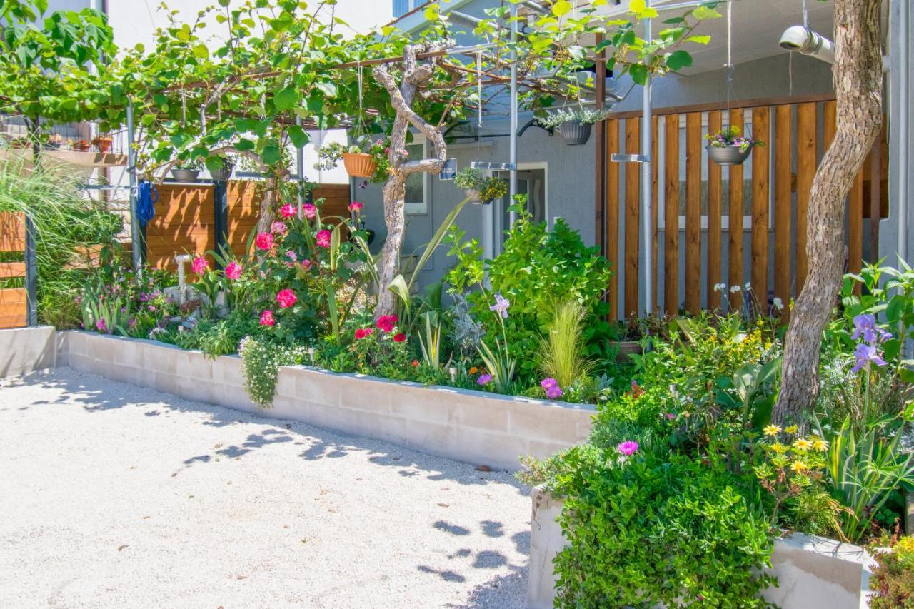Apartman Enjoy روفينج المظهر الخارجي الصورة